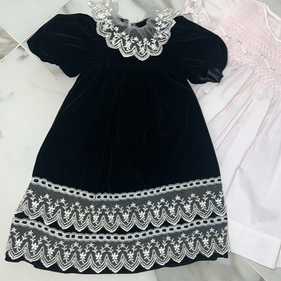 Bundle of dresses - Picture 4 of 11